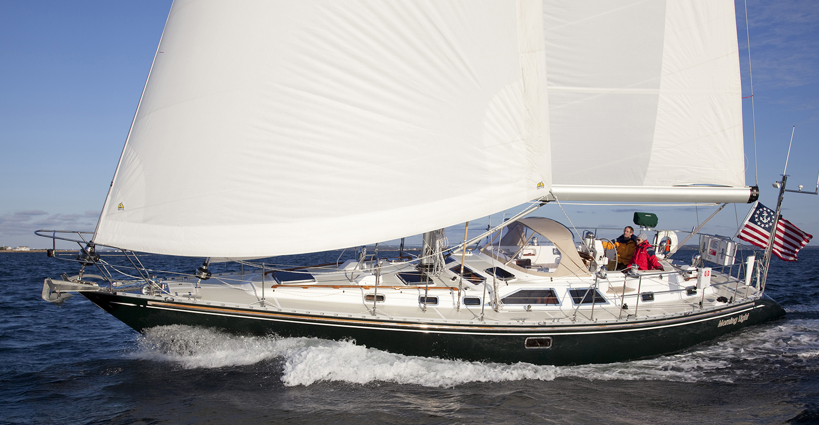 Hylas Yachts fiberglass boat hull materials